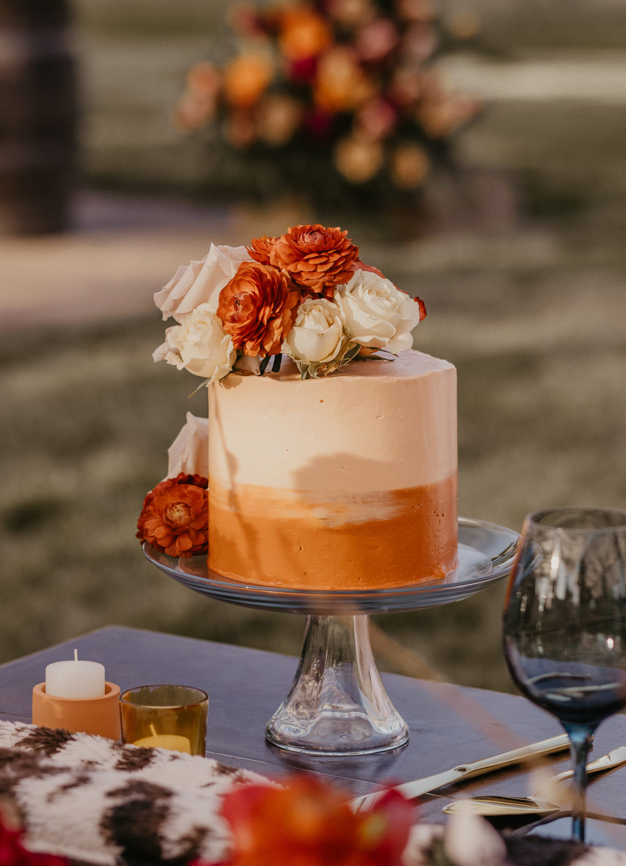 terracotta ombre buttercream cake, colorful cakes, wedding cakes with flowers, terracotta wedding