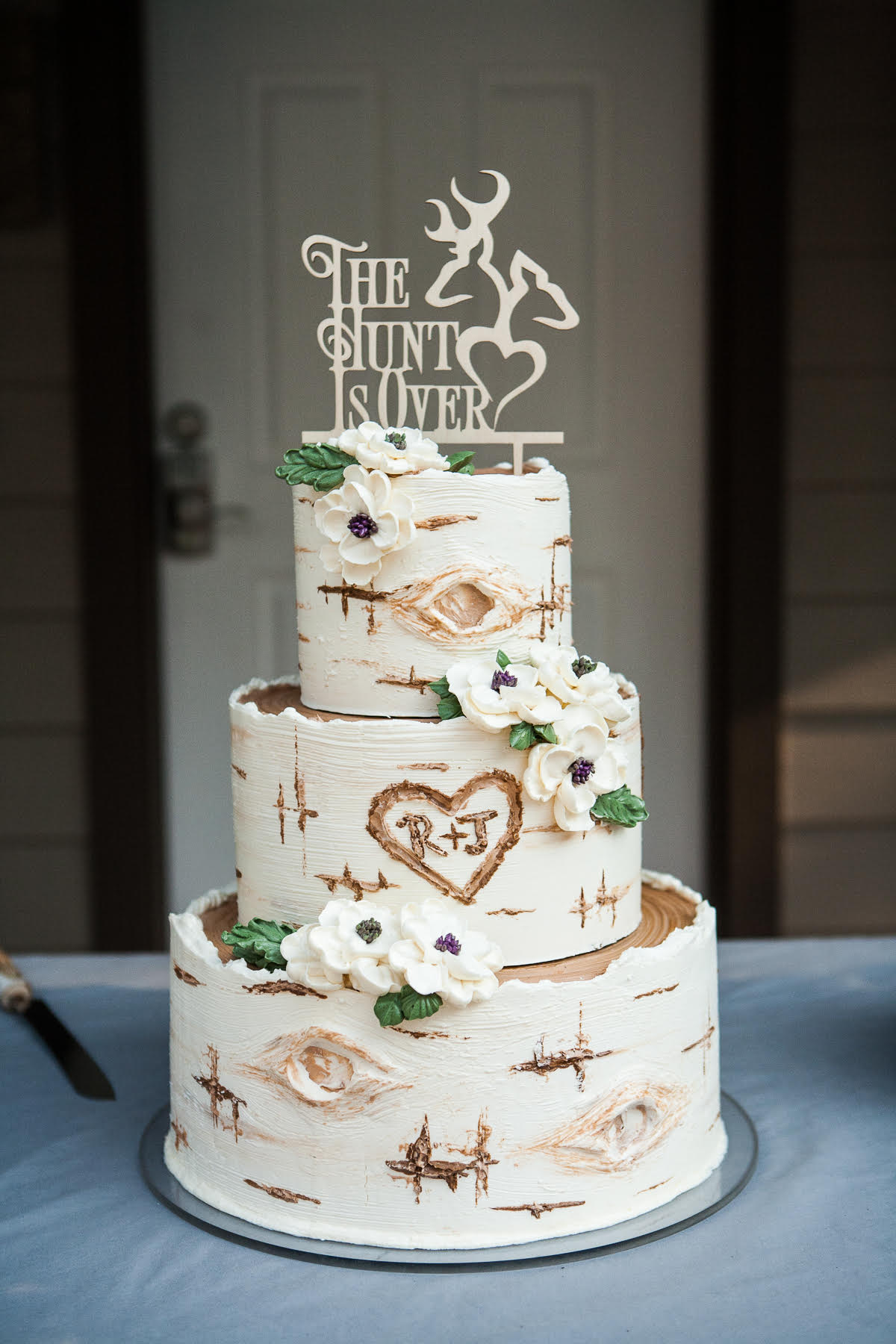 Crumb Cakery - Birch Tree Wedding Cake - Nature inspired wedding cakes